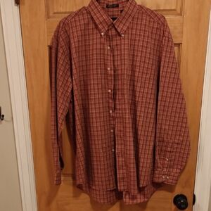 Van Heusen Men's Burgundy Plaid Button Down Shirt